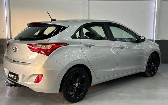 imagem-https://www.socarrao.com.br/sc-vehicle-images-prod/4404976/1792529320166-8589992_2_B_e0b99440c5.jpeg
