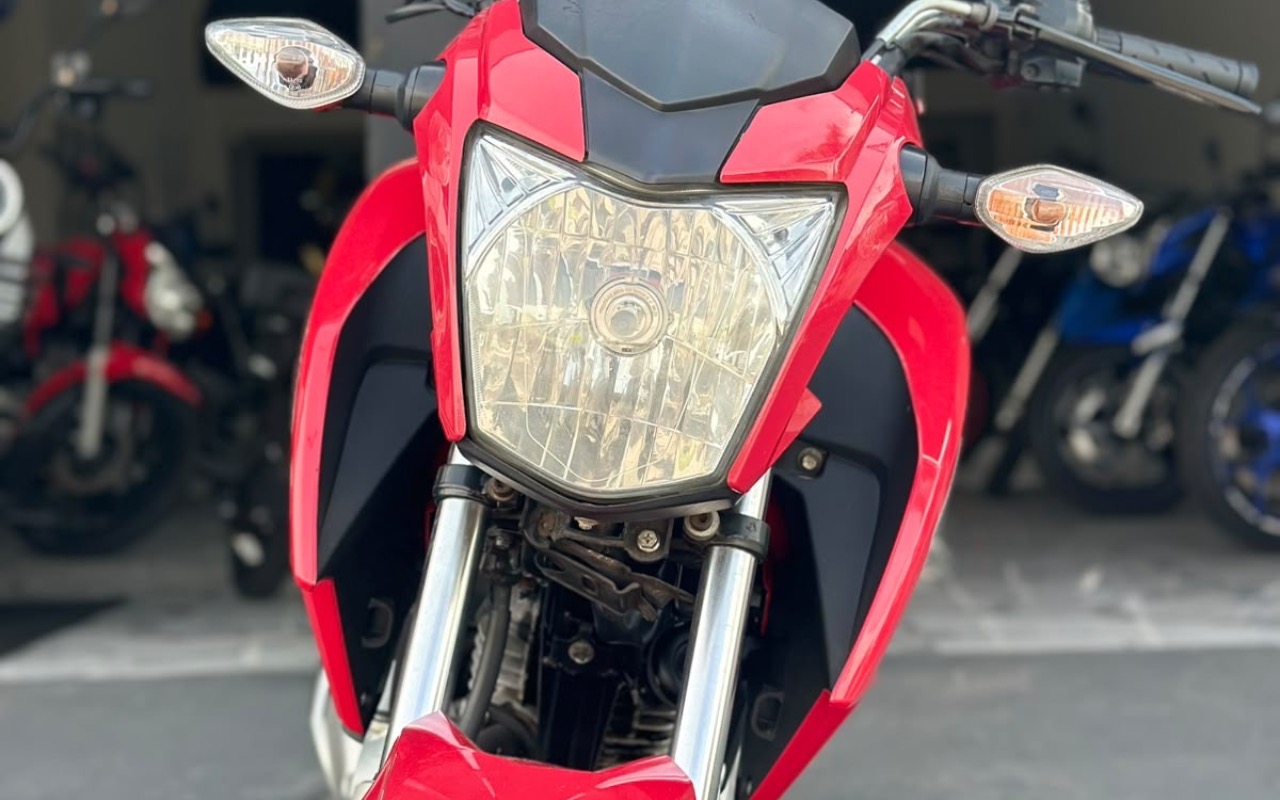 imagem-https://www.socarrao.com.br/sc-vehicle-images-prod/4404987/1792529368910-ODFmZWZlZTEtNTQ5OC00NWU2LThmZmYtOWZlODgyMDc0NmM2LmpwZWc.jpeg