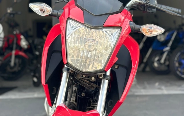 imagem-https://www.socarrao.com.br/sc-vehicle-images-prod/4404987/1792529368910-ODFmZWZlZTEtNTQ5OC00NWU2LThmZmYtOWZlODgyMDc0NmM2LmpwZWc.jpeg