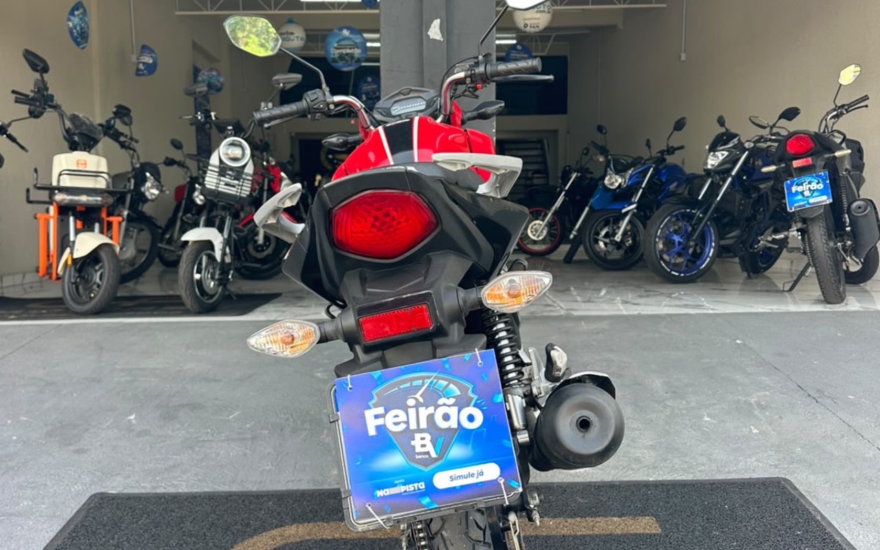 imagem-https://www.socarrao.com.br/sc-vehicle-images-prod/4404987/1792529369107-NGJiZjViZTAtNGUzNy00NTBjLTg3YTUtOWY5MTJjYjk0MzgxLmpwZWc.jpeg