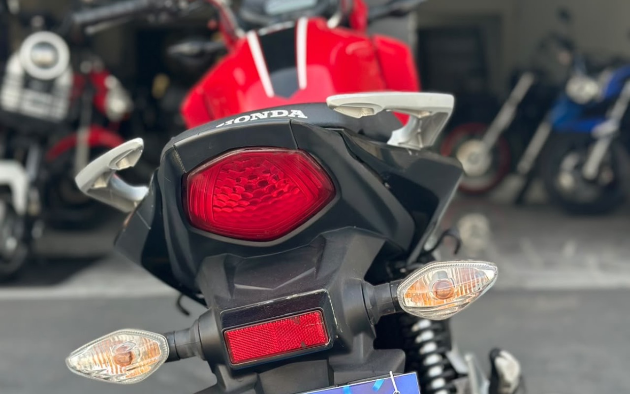 imagem-https://www.socarrao.com.br/sc-vehicle-images-prod/4404987/1792529369749-ODU2Mjc5NjYtNDczMS00MjViLWI4ZTQtNTIzYjYxMzhiODA1LmpwZWc.jpeg