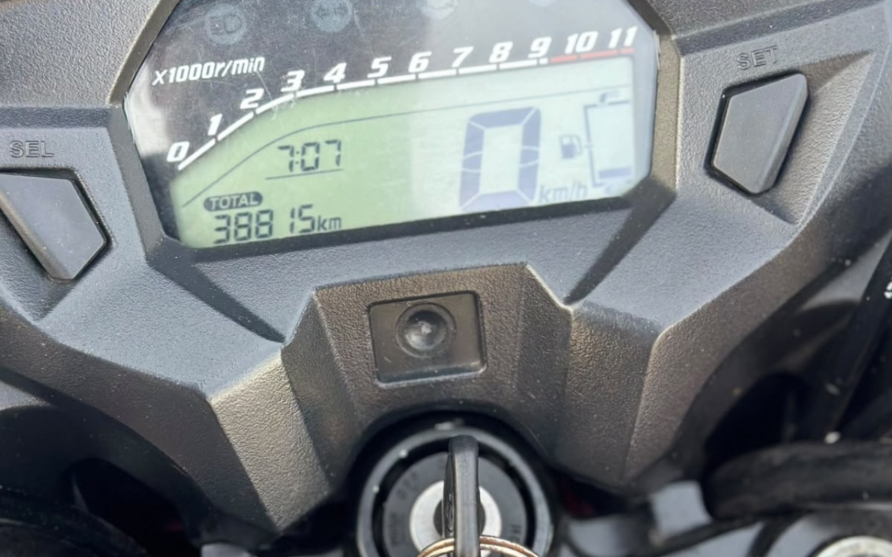 imagem-https://www.socarrao.com.br/sc-vehicle-images-prod/4404987/1792529369836-YzdlOGRlOTEtYmM1YS00ZmM1LWEzOWMtZjQ4OGM5MjU1ZjY2LmpwZWc.jpeg