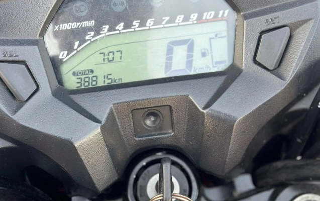 imagem-https://www.socarrao.com.br/sc-vehicle-images-prod/4404987/1792529369836-YzdlOGRlOTEtYmM1YS00ZmM1LWEzOWMtZjQ4OGM5MjU1ZjY2LmpwZWc.jpeg