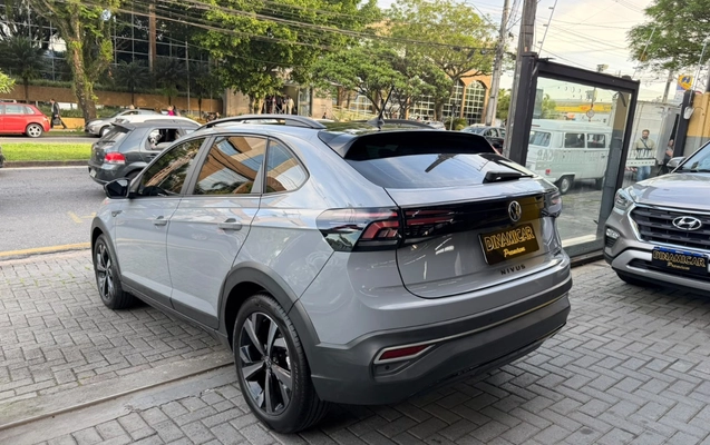 imagem-https://www.socarrao.com.br/sc-vehicle-images-prod/4404988/1792529383802-NS5qcGVn.jpeg