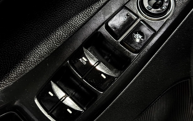 imagem-https://www.socarrao.com.br/sc-vehicle-images-prod/4405019/1792529729764-c0c5c1dc0cf94b1f8402fdfe7359d54f_1792529678773.jpg