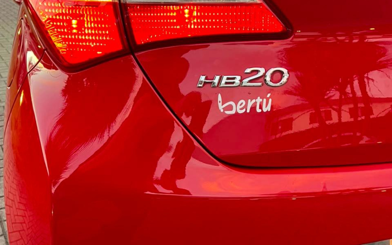 imagem-https://www.socarrao.com.br/sc-vehicle-images-prod/4405027/1792529822819-V2hhdHNBcHAgSW1hZ2UgMjAyNi0wNy0zMCBhdCAxMS41MS40MS5qcGVn.jpeg