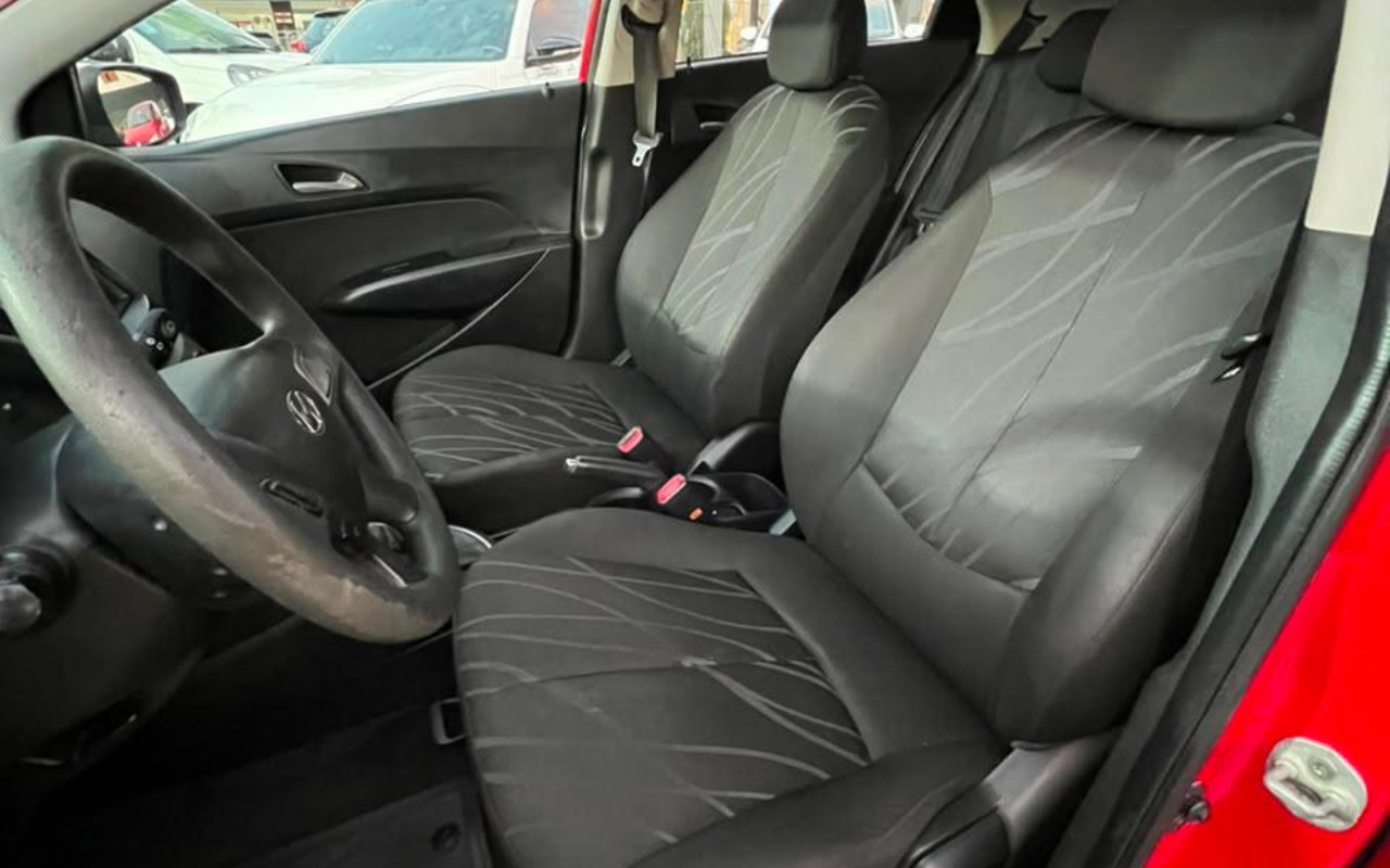 imagem-https://www.socarrao.com.br/sc-vehicle-images-prod/4405027/1792529822877-V2hhdHNBcHAgSW1hZ2UgMjAyNi0wNy0zMCBhdCAxMS41MS40MiAoMSkuanBlZw.jpeg
