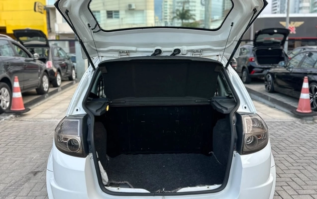 imagem-https://www.socarrao.com.br/sc-vehicle-images-prod/4405034/1792757865363-gb-c3a9973.jpeg