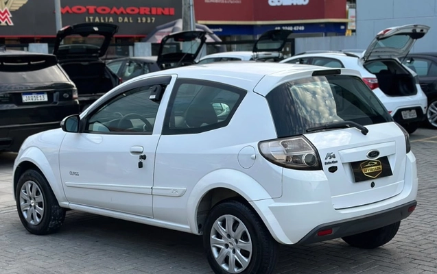 imagem-https://www.socarrao.com.br/sc-vehicle-images-prod/4405034/1792757865364-gb-d09f163.jpeg