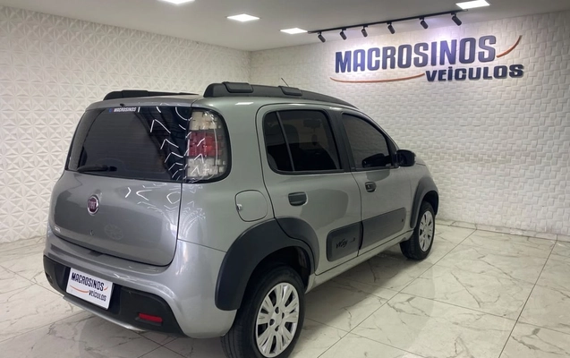 imagem-https://www.socarrao.com.br/sc-vehicle-images-prod/4405038/1792529924316-Zm90by0wNC5qcGc.jpg