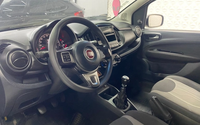 imagem-https://www.socarrao.com.br/sc-vehicle-images-prod/4405038/1792529924568-Zm90by0wOC5qcGc.jpg