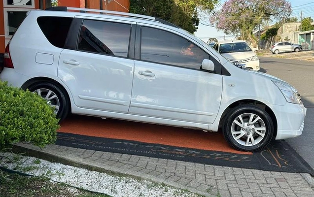 imagem-https://www.socarrao.com.br/sc-vehicle-images-prod/4405065/1792530025615-8589748_16_B_2640bbdb29.jpeg