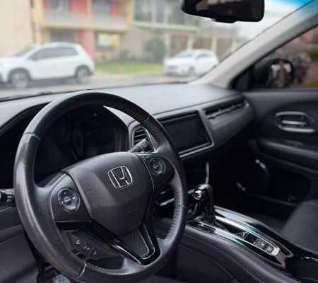 imagem-https://www.socarrao.com.br/sc-vehicle-images-prod/4405084/1792692520922-8466017_1_B_3f2b6d2ebb.jpeg