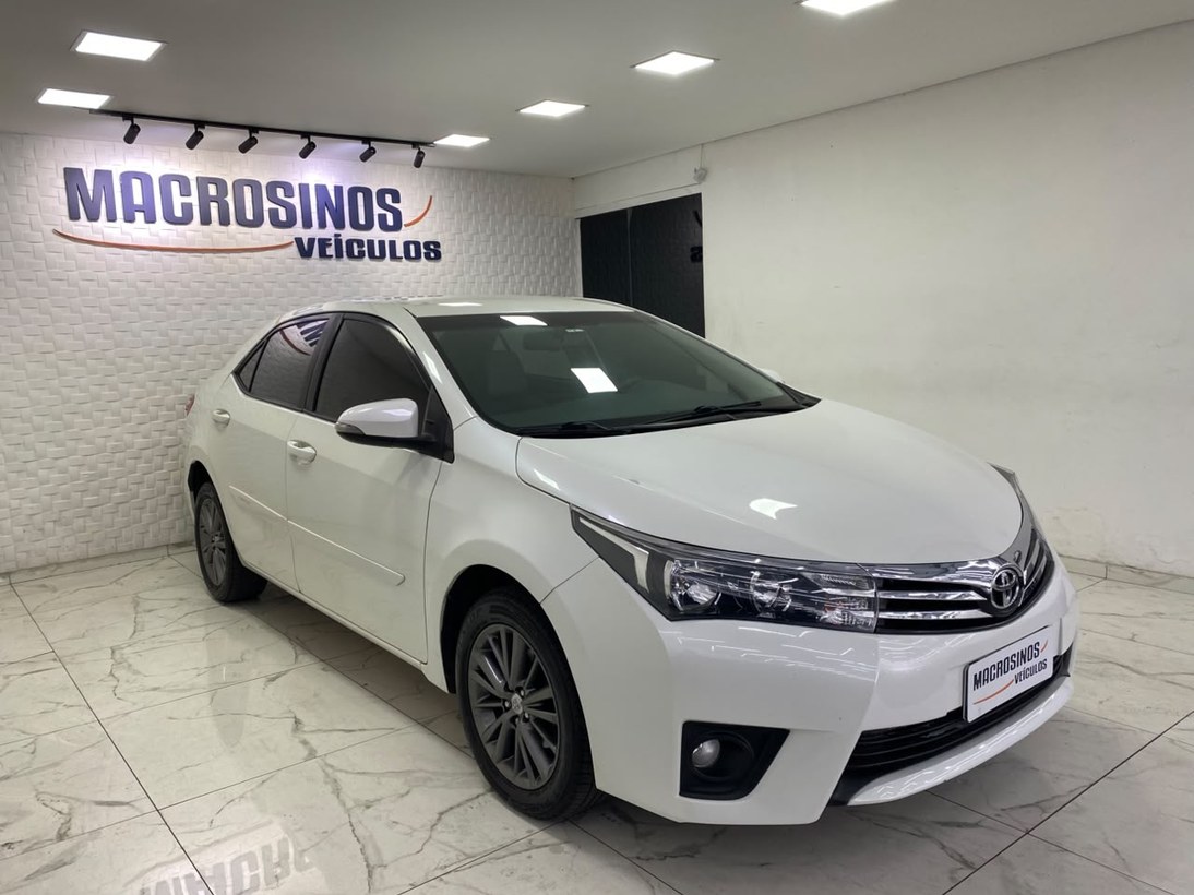 Toyota Corolla 2017 Branco — foto 1 de 3