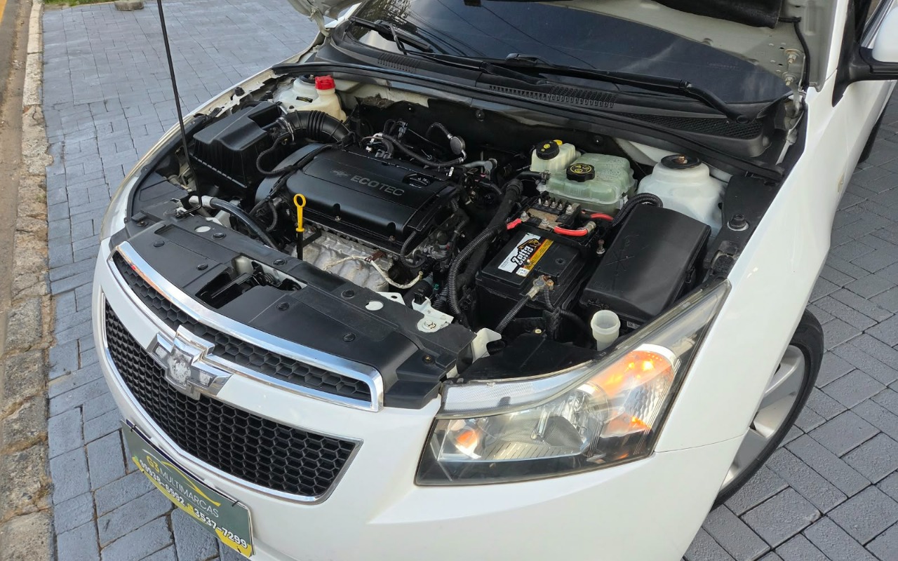 imagem-https://www.socarrao.com.br/sc-vehicle-images-prod/4405114/1792530304331-V2hhdHNBcHAgSW1hZ2UgMjAyNi0xMC0yMCBhdCAxNy41NS4wOCAoMSkuanBlZw.jpeg