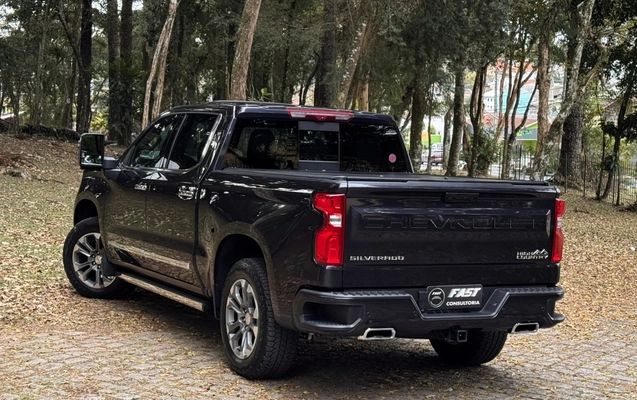 imagem-https://www.socarrao.com.br/sc-vehicle-images-prod/4405135/1792530658823-67a8a323-e19e-4980-b6f9-b4d7ba779b0d.jpg