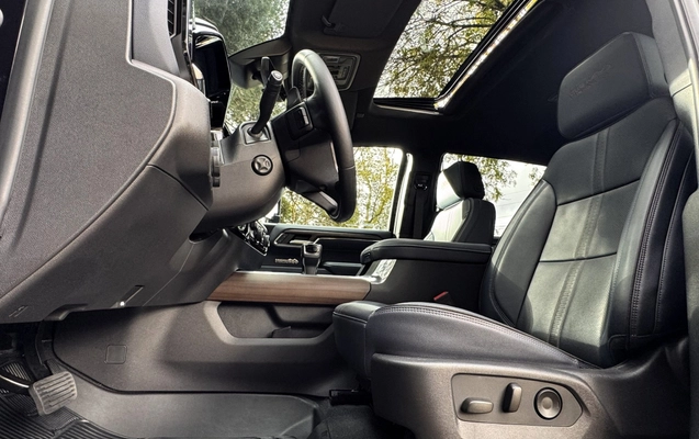 imagem-https://www.socarrao.com.br/sc-vehicle-images-prod/4405135/1792530658836-cdec515a-adde-49d3-930f-9a082a5d9486.jpg