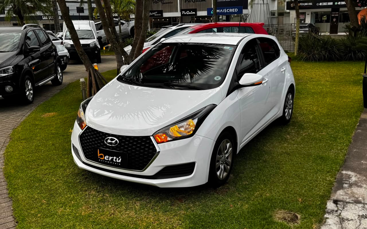 Hyundai HB20 2017 Branco — foto 1 de 3