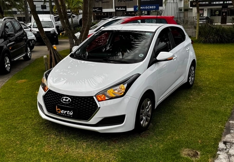 Hyundai HB20 2017 Branco — foto 1 de 3
