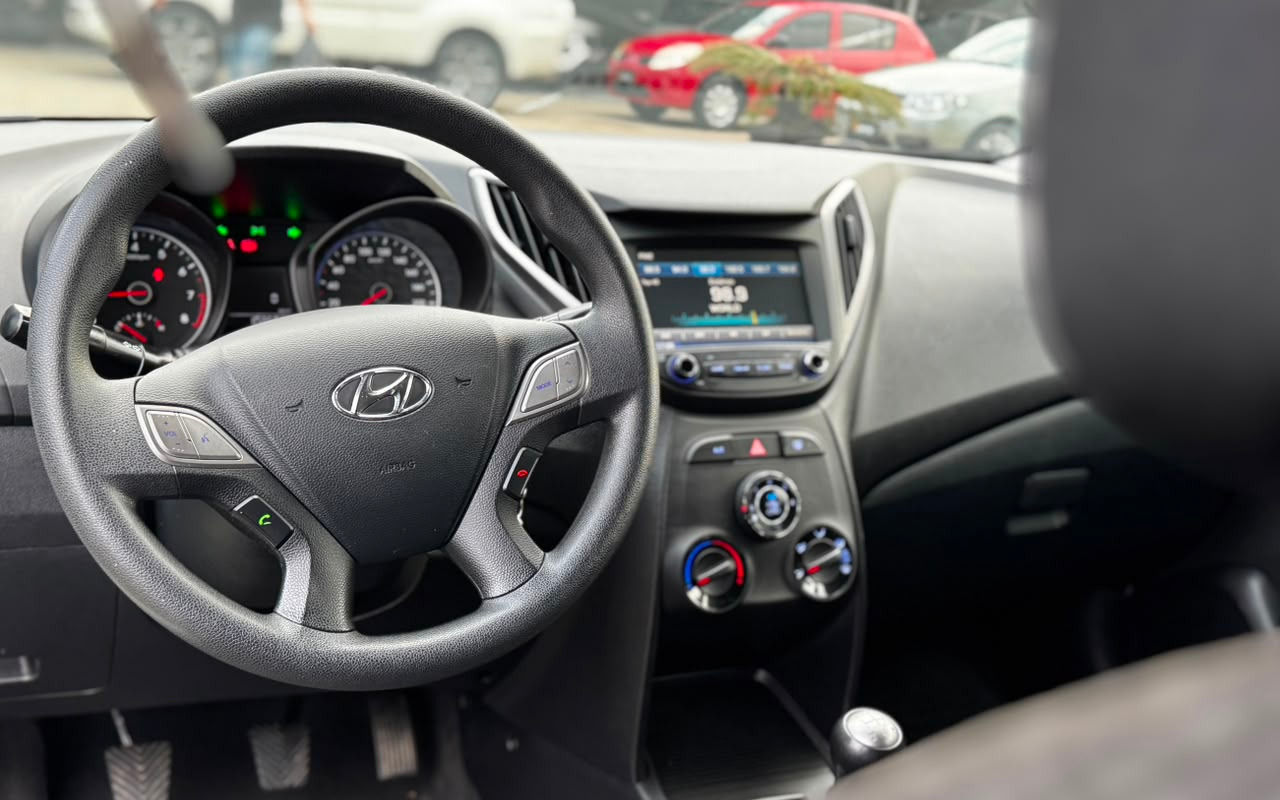 imagem-https://www.socarrao.com.br/sc-vehicle-images-prod/4405151/1792530801547-V2hhdHNBcHAgSW1hZ2UgMjAyNi0wOC0wNCBhdCAxNy4yOS4zMSgzKS5qcGVn.jpeg