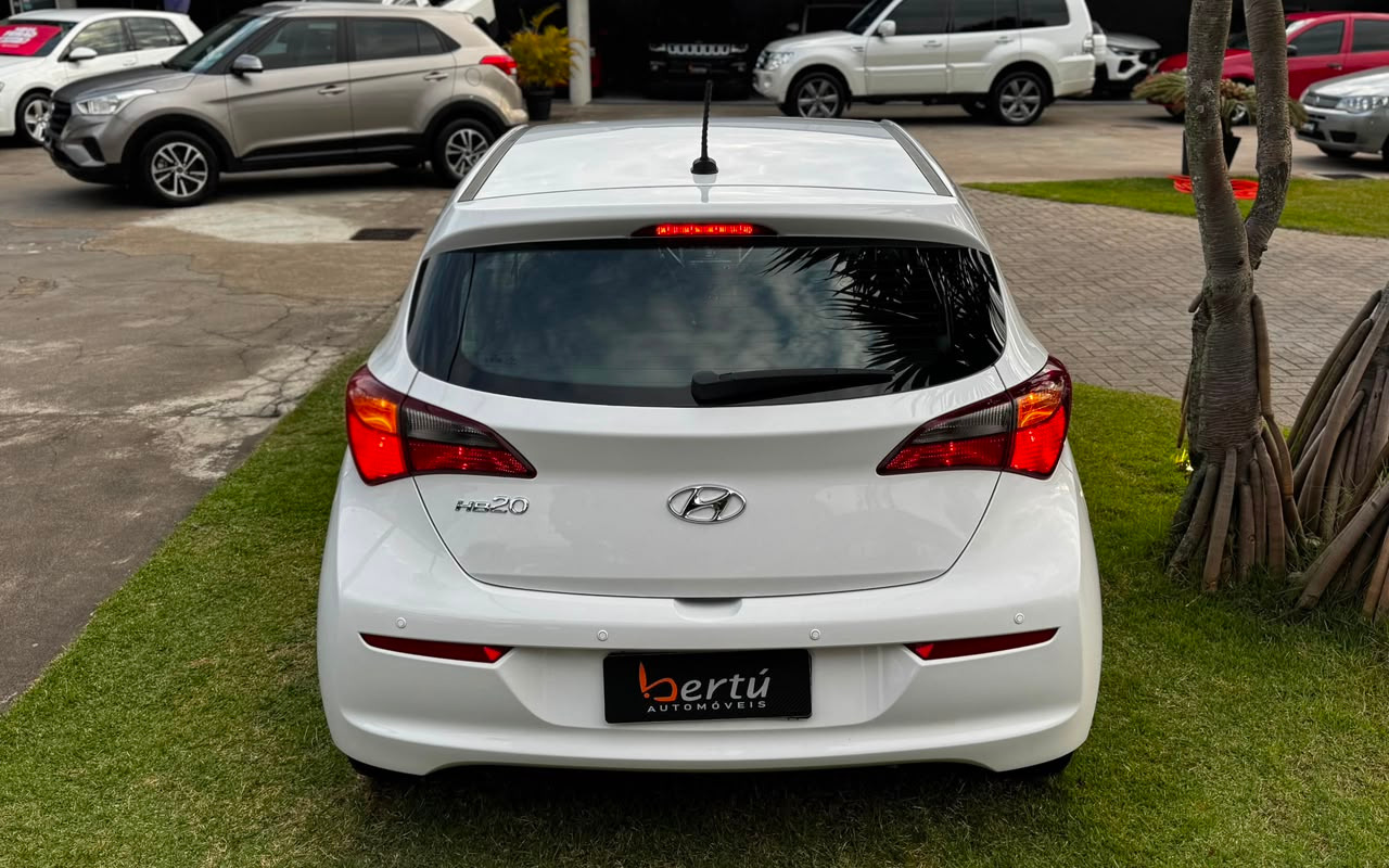 imagem-https://www.socarrao.com.br/sc-vehicle-images-prod/4405151/1792530802291-V2hhdHNBcHAgSW1hZ2UgMjAyNi0wOC0wNCBhdCAxNy4yOS4zMCgxKS5qcGVn.jpeg