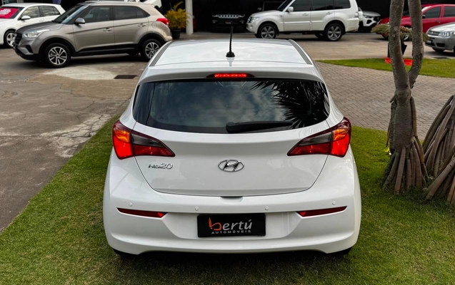 imagem-https://www.socarrao.com.br/sc-vehicle-images-prod/4405151/1792530802291-V2hhdHNBcHAgSW1hZ2UgMjAyNi0wOC0wNCBhdCAxNy4yOS4zMCgxKS5qcGVn.jpeg