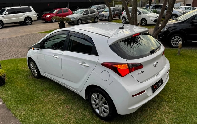 imagem-https://www.socarrao.com.br/sc-vehicle-images-prod/4405151/1792530802397-V2hhdHNBcHAgSW1hZ2UgMjAyNi0wOC0wNCBhdCAxNy4yOS4zMCgyKS5qcGVn.jpeg