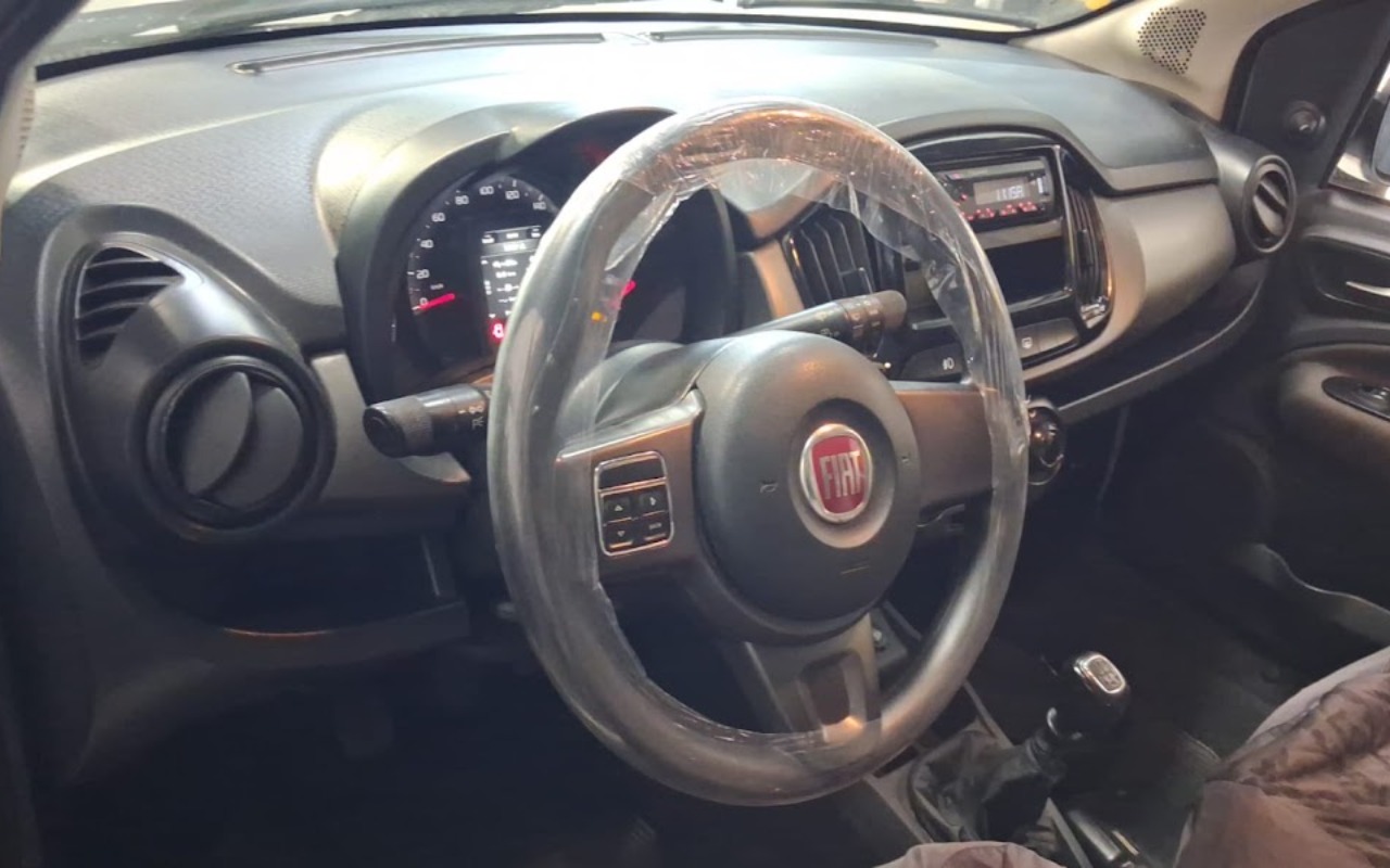 imagem-https://www.socarrao.com.br/sc-vehicle-images-prod/4405226/1792533814249-SU1HLTIwMjYxMDE5LVdBMDQwNy5qcGc.jpg