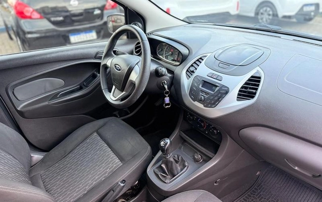 imagem-https://www.socarrao.com.br/sc-vehicle-images-prod/4405262/1792614044785-8563090_9_B_b49e41871e.jpeg