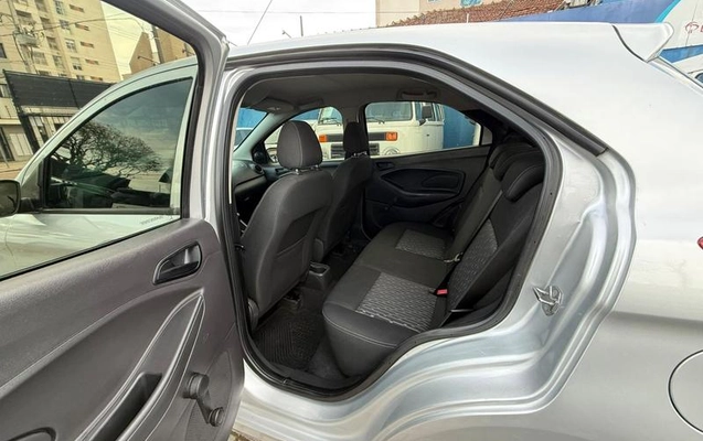 imagem-https://www.socarrao.com.br/sc-vehicle-images-prod/4405262/1792614044801-8563090_1_B_4f80931e9a.jpeg