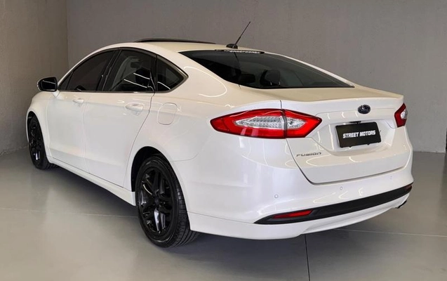 imagem-https://www.socarrao.com.br/sc-vehicle-images-prod/4405294/1792682969860-8578279_5_B_ab578ccfbf.jpeg