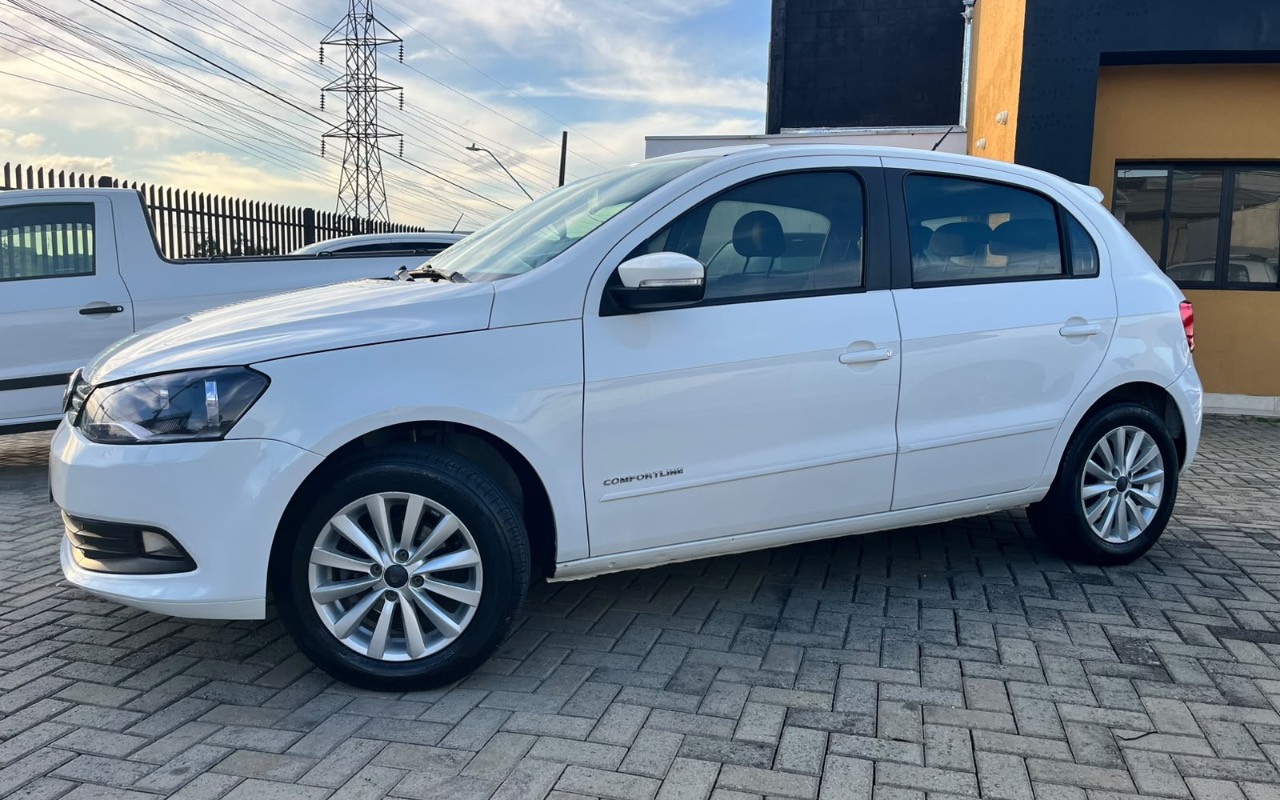 imagem-https://www.socarrao.com.br/sc-vehicle-images-prod/4405341/1792532368735-YzNlNjM5ODktY2Y5ZS00OTNkLWIxN2EtNGE5Yjg4ZTJiMDQxLmpwZWc.jpeg