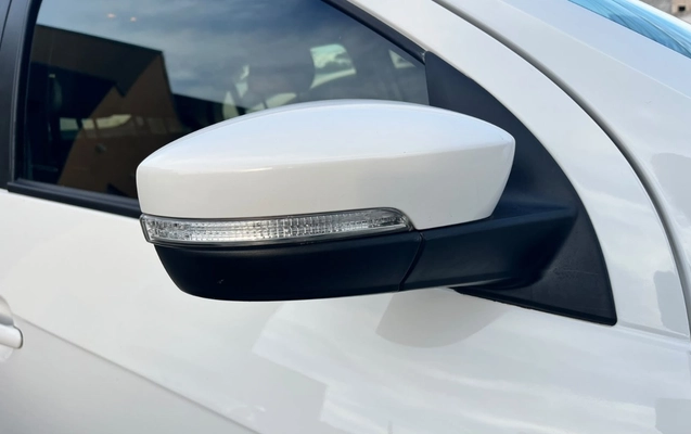 imagem-https://www.socarrao.com.br/sc-vehicle-images-prod/4405341/1792532368905-OGU3MWUxY2YtMzVhMi00OTIzLTgwOWYtM2ZmZTYzOTllOWY3LmpwZWc.jpeg