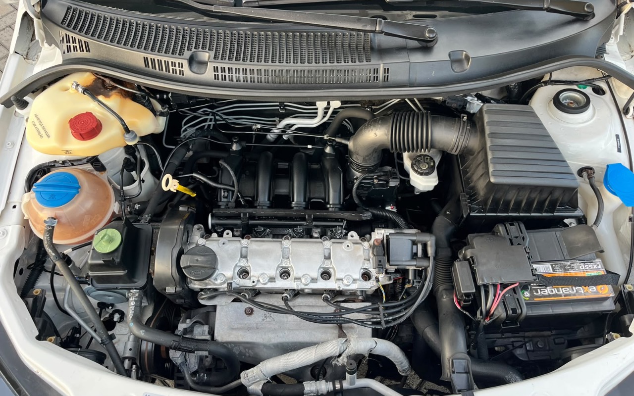 imagem-https://www.socarrao.com.br/sc-vehicle-images-prod/4405341/1792532370059-Y2E1NTUwNGMtOTI0Mi00NzFjLTlhNDAtMGViM2UzOWIyOTY0LmpwZWc.jpeg