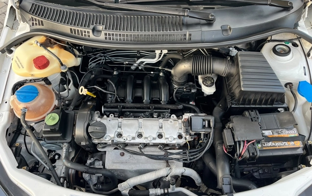 imagem-https://www.socarrao.com.br/sc-vehicle-images-prod/4405341/1792532370059-Y2E1NTUwNGMtOTI0Mi00NzFjLTlhNDAtMGViM2UzOWIyOTY0LmpwZWc.jpeg