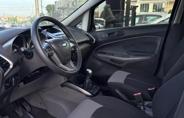 imagem-https://www.socarrao.com.br/sc-vehicle-images-prod/4405440/1792694906316-8590237_6_B_7e8a37d979.jpeg