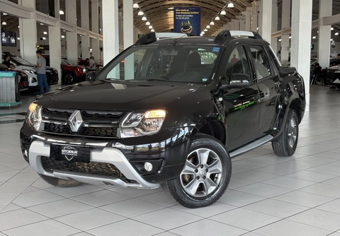 Renault Duster Oroch 2016 Preto — foto 1 de 3