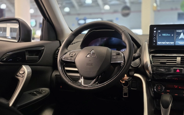 imagem-https://www.socarrao.com.br/sc-vehicle-images-prod/4405518/1792533978201-1_044245.jpg