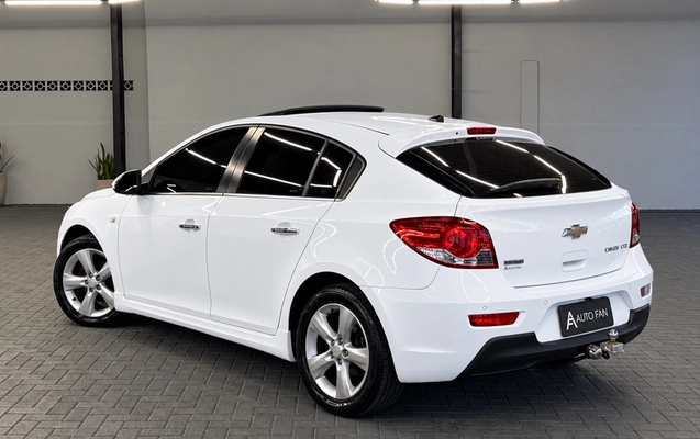 imagem-https://www.socarrao.com.br/sc-vehicle-images-prod/4405547/1792613417740-8455880_3_B_a5941c2364.png