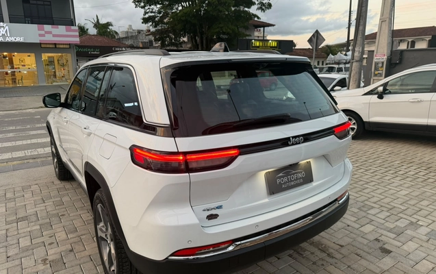 imagem-https://www.socarrao.com.br/sc-vehicle-images-prod/4405610/1792534838894-003_90dd09314f571fd19ea1fdbf9b98465c.jpg