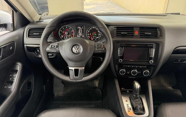 imagem-https://www.socarrao.com.br/sc-vehicle-images-prod/4405613/1792605951384-8590274_7_B_a1e0cd52c1.jpeg