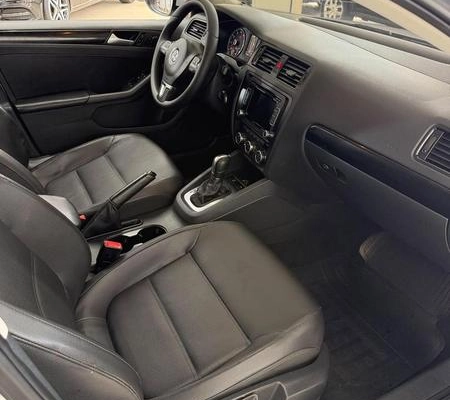 imagem-https://www.socarrao.com.br/sc-vehicle-images-prod/4405613/1792605951391-8590274_10_B_293c908a37.jpeg