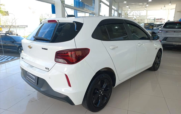 imagem-https://www.socarrao.com.br/sc-vehicle-images-prod/4405807/1792536983768-2555aed3-736e-444b-bf78-4dff46a2472320261020172832.jpeg