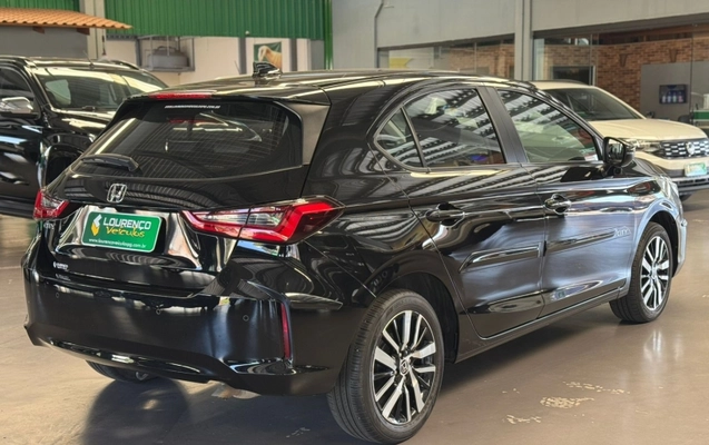 imagem-https://www.socarrao.com.br/sc-vehicle-images-prod/44059/1789580219184-i21DfcNGY7KOLHpFgqUDVzCqZTUiltpg.jpg