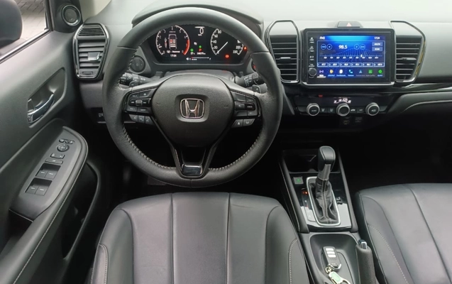 imagem-https://www.socarrao.com.br/sc-vehicle-images-prod/44059/1789580219187-wVMk5XjZk0vaLZma899r7sdiATqLjOhw.jpg