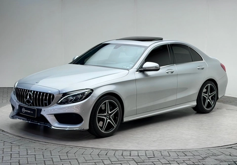 Mercedes-Benz C-250 2015 Prata — foto 1 de 3
