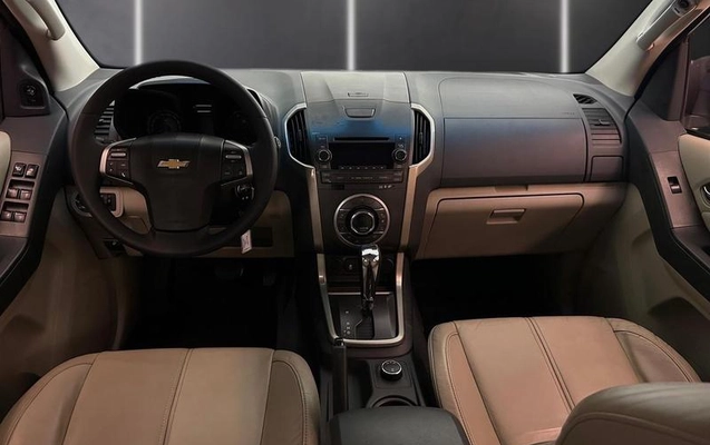 imagem-https://www.socarrao.com.br/sc-vehicle-images-prod/4406190/1792540839769-8313290_6_B_15b0ba8d9d.jpeg