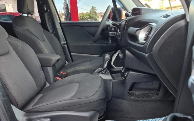 imagem-https://www.socarrao.com.br/sc-vehicle-images-prod/4406222/1792541134441-V2hhdHNBcHAgSW1hZ2UgMjAyNi0xMC0yMCBhdCAyMC4yNS4wMiAoOCkuanBlZw.jpeg