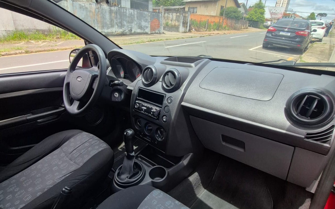 imagem-https://www.socarrao.com.br/sc-vehicle-images-prod/4406252/1792541796692-V2hhdHNBcHAgSW1hZ2UgMjAyNi0xMC0yMCBhdCAyMC4zMC4xOCAoMSkuanBlZw.jpeg
