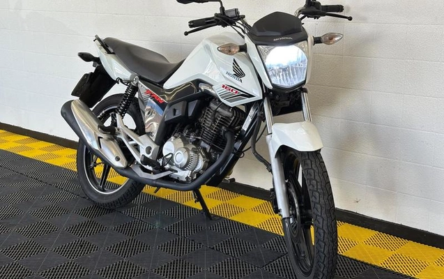 imagem-https://www.socarrao.com.br/sc-vehicle-images-prod/4406265/1792541923811-8511670_8_B_d3ba3ea90e.jpeg